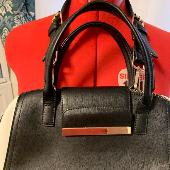 Catherine Malandrino Purse - Picture 9 of 11